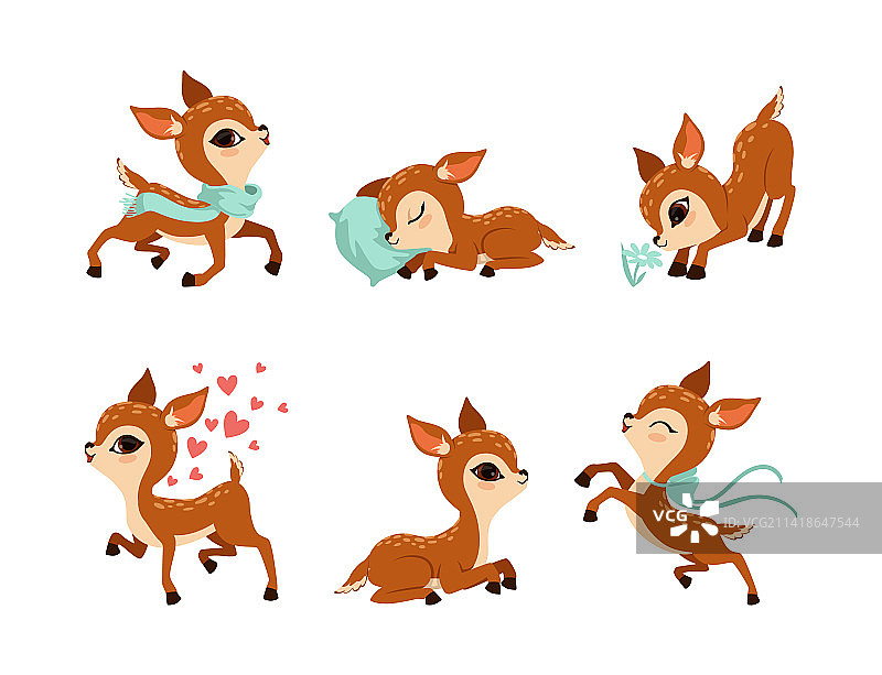 可爱的小棕色小鹿睡在枕头上图片素材