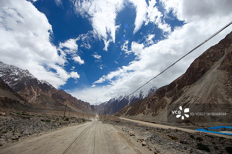 中国新疆克州阿克陶的风光图片素材