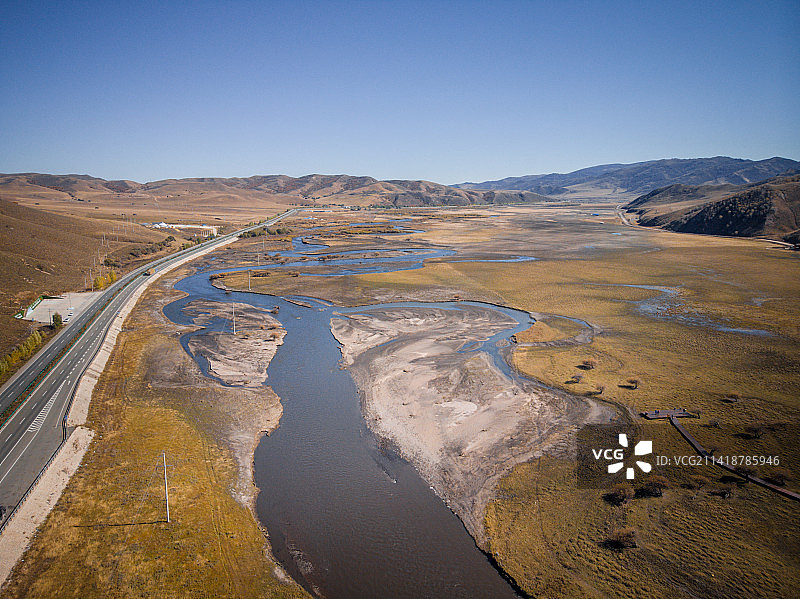 中国内蒙古阿尔山的秋天的航拍风光图片素材