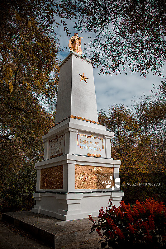 中国内蒙古神秘的的扎兰屯吊桥公园图片素材