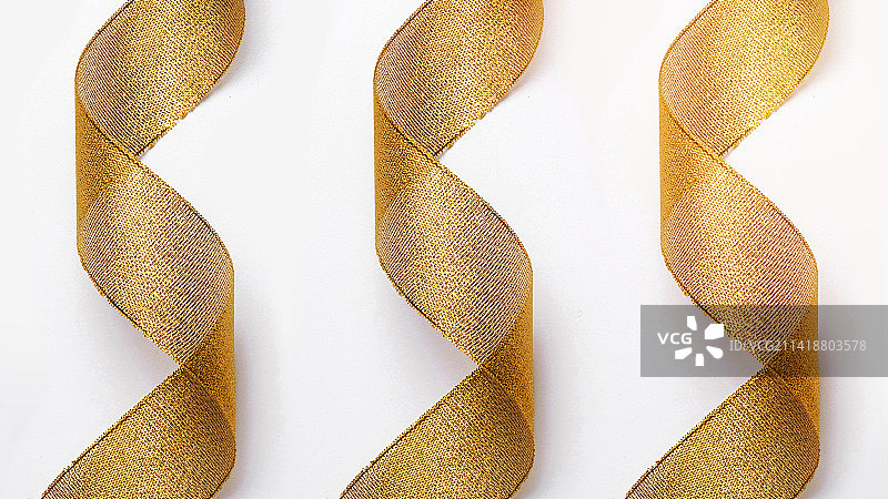 白色背景上的领带特写图片素材