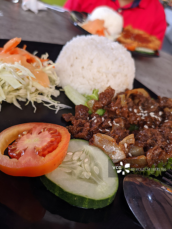 餐盘美食特写，印度尼西亚图片素材