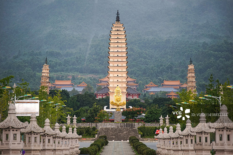 苍山下的大理崇圣寺三塔美景风光（无人唯美）图片素材