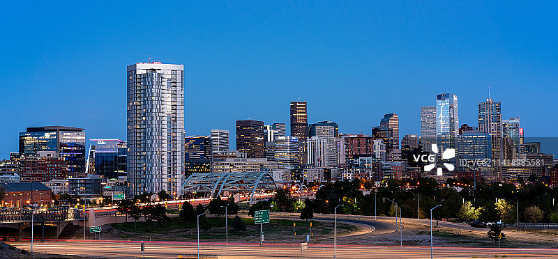 美国科罗拉多州丹佛市夜景图片素材
