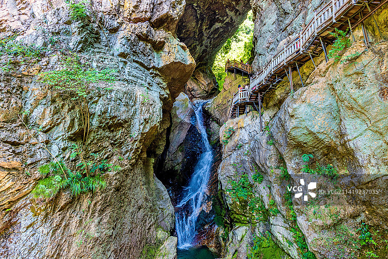 中国湖北神农架天生桥景区图片素材