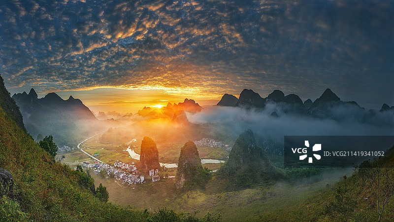 山村晨韵图片素材