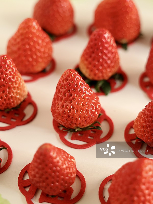 草莓特写创意图片素材