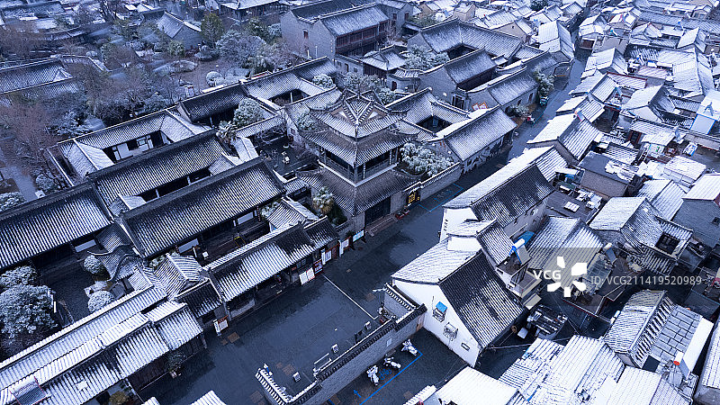 雪中的扬州盂城驿图片素材