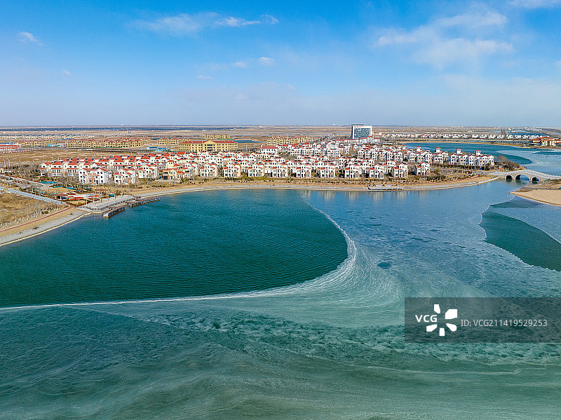 航拍冬日的黄河口湿地图片素材