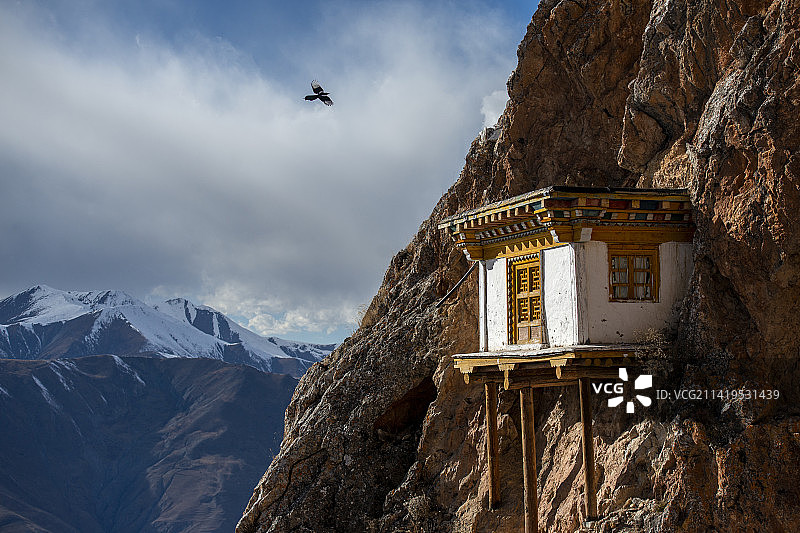 西藏丁青县孜珠寺图片素材