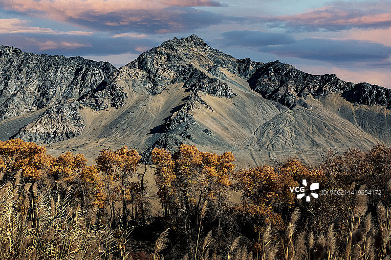 多坝沟秋色图片素材