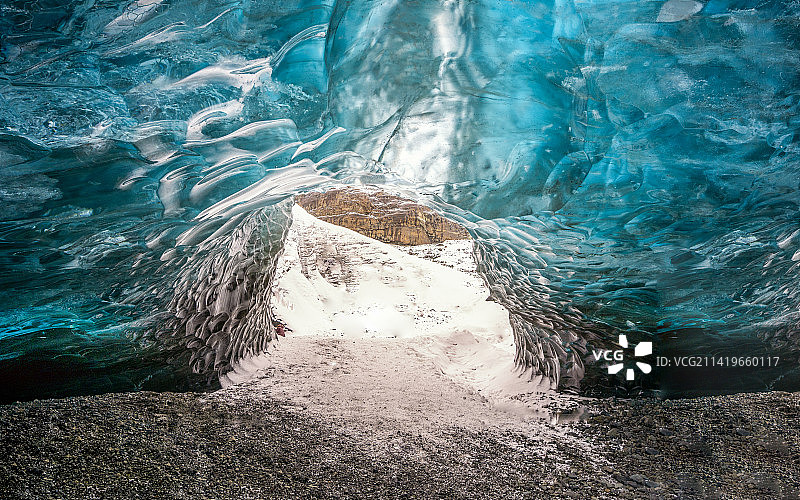 【蓝冰洞 • 冰岛】图片素材