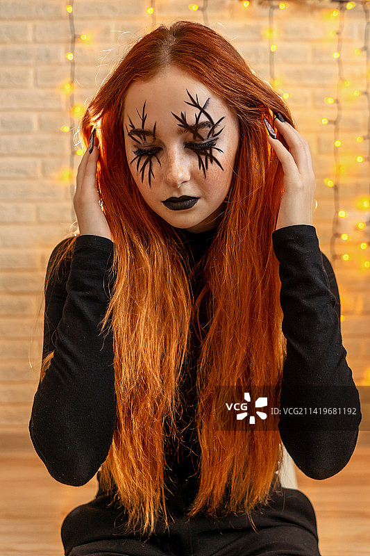 俄罗斯万圣节妆容女子特写图片素材