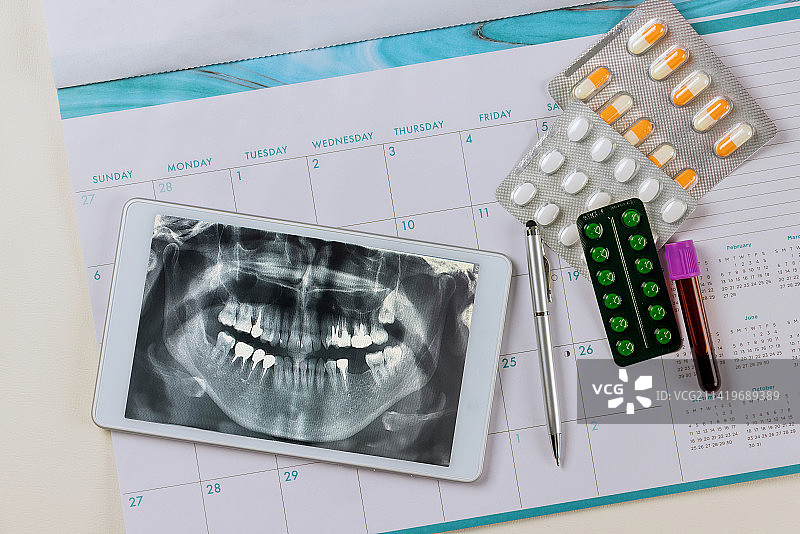 为了让医生开处方而拍摄的牙科全景X光片图片素材