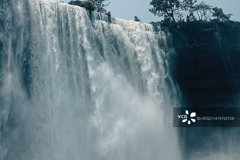 卡兰杜拉瀑布，安哥拉马兰热省图片素材