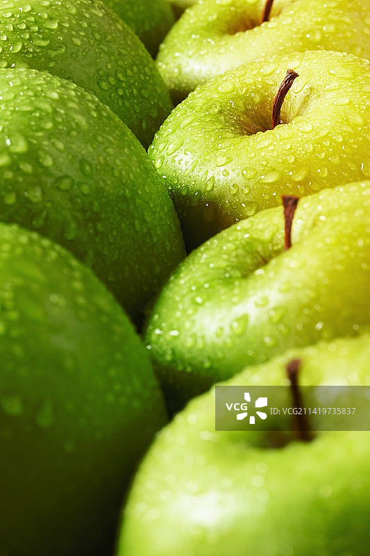 成排的青苹果图片素材