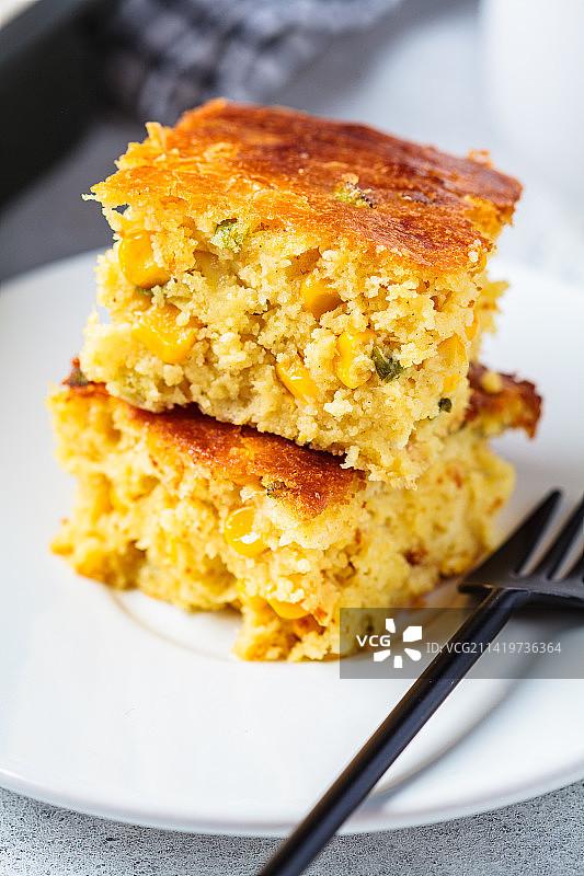 圣诞切达玉米面包（罗马尼亚美食概念）图片素材