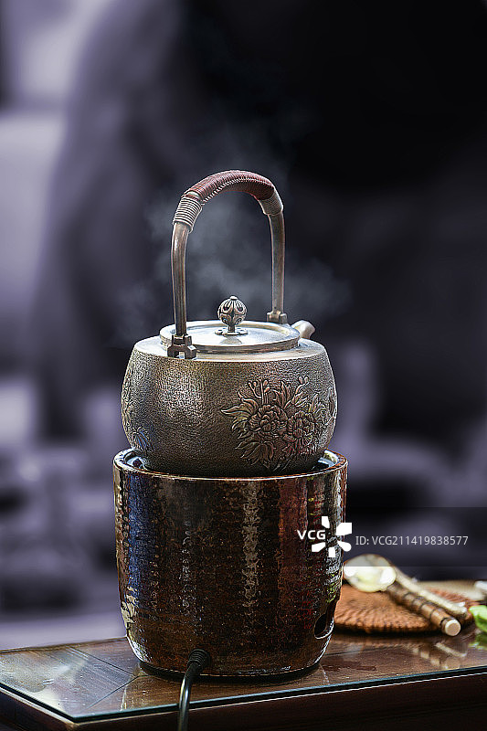 桌子上的茶具图片素材