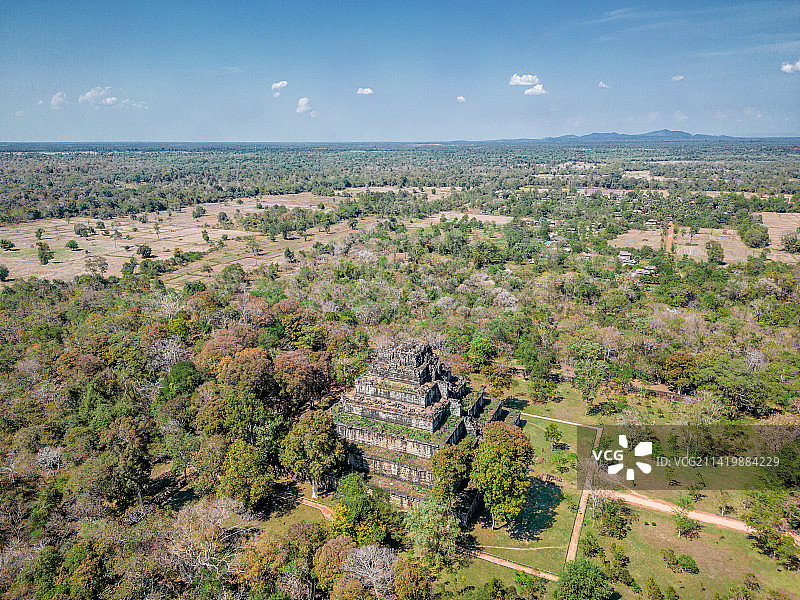 柬埔寨贡开Koh Ker古城遗迹群玛雅金字塔图片素材