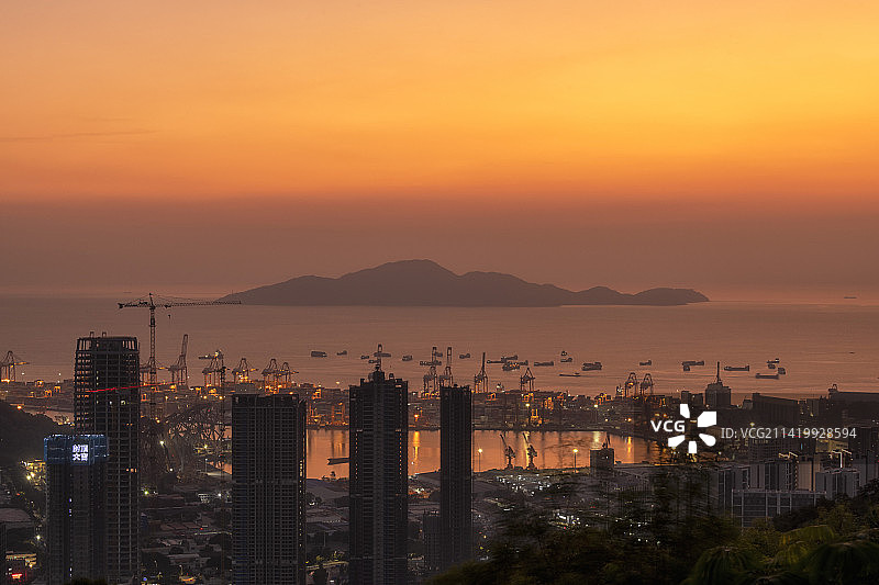 南山公园俯瞰深圳最美天际线图片素材