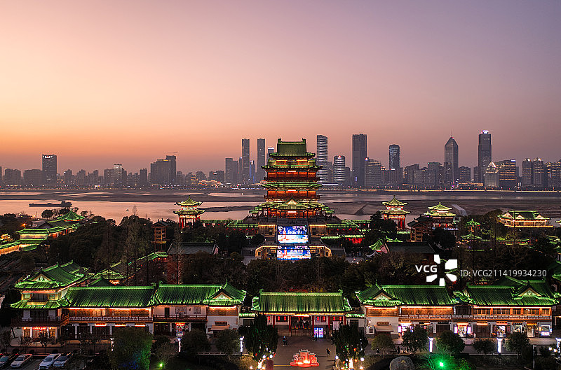 南昌滕王阁晚霞夜景图片素材