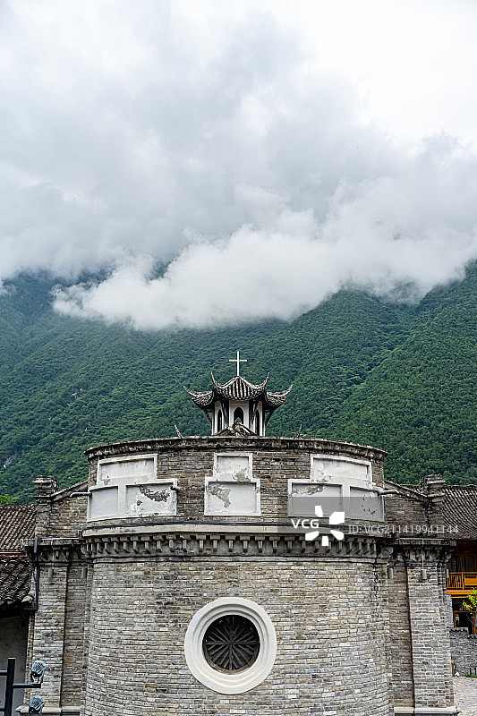 磨西古镇天主堂图片素材