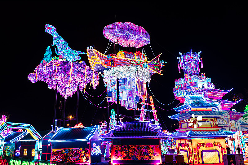 中国自贡国际恐龙灯会夜景图片素材