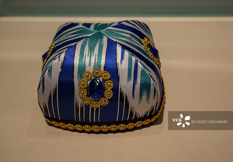 新疆花帽，中国工艺美术馆图片素材