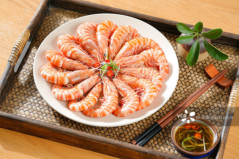 清蒸白灼大虾图片素材