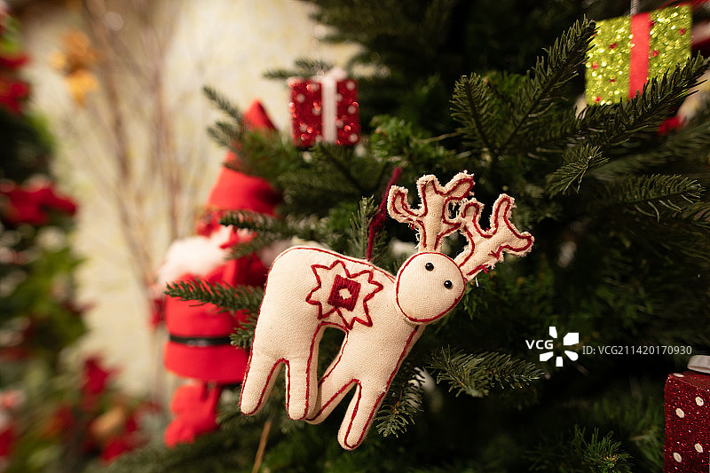 驯鹿毛绒玩具图片素材