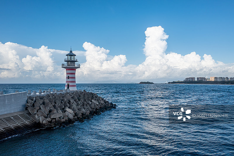 海南陵水清水湾自由灯塔图片素材