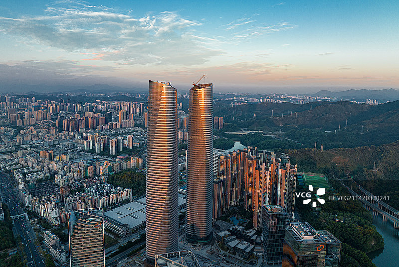 星河双子塔图片素材