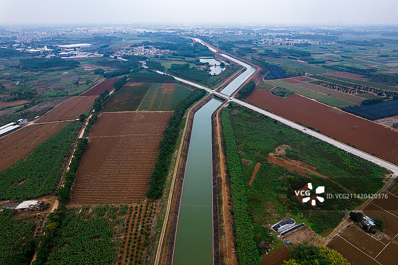 水利灌溉系统：雷州青年运河遂溪段图片素材