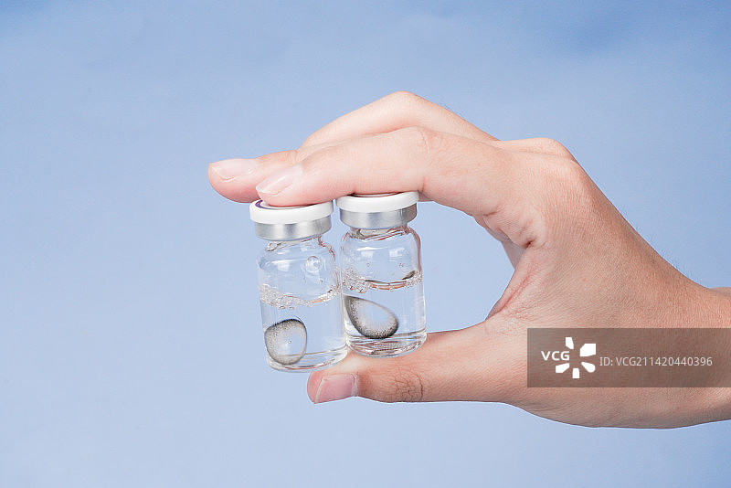 爱眼日隐形眼镜眼药水图片素材