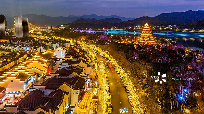 灯光璀璨夜莲都图片素材