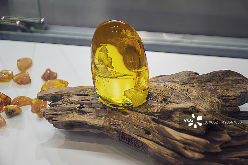 桌子上的玉的特写镜头图片素材