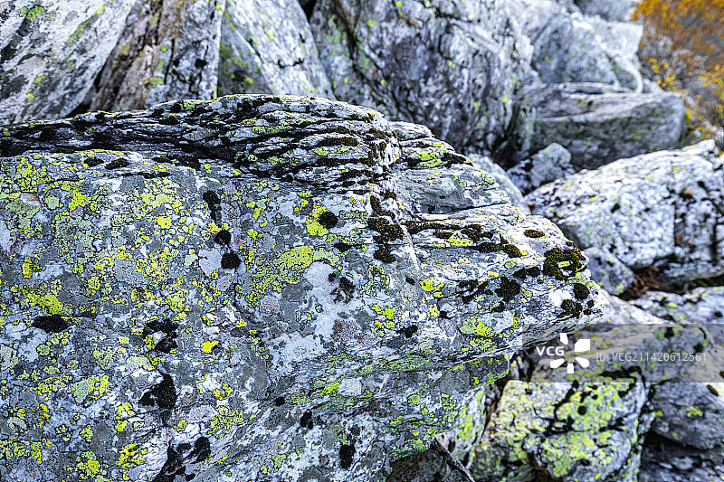 陕西省境内的东段秦岭风光图片素材