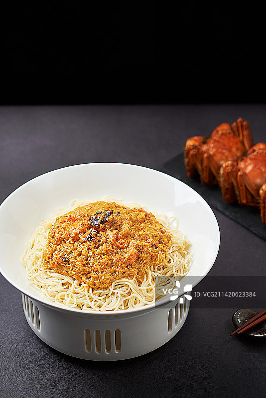 中国餐厅面食早点大闸蟹蟹黄面暗色调美食摄影猪脚饭黄牛炒牛肉面红烧大肠大排糍粑图片素材