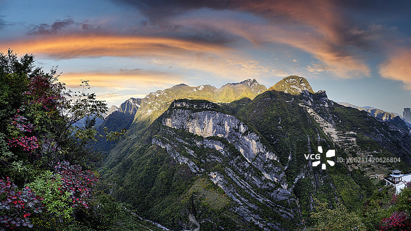 重庆巫溪挂壁天路图片素材