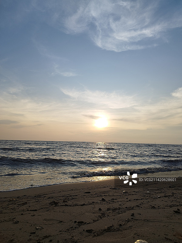 印度尼西亚廖内群岛巴淡岛日落海景图片素材