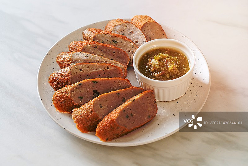 炸鱼饼或鱼丸图片素材