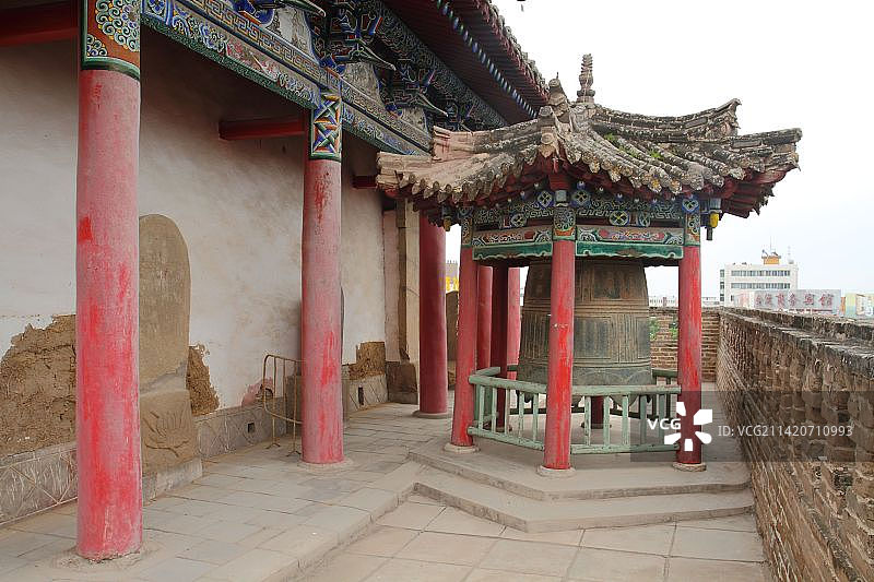 陇西县城的威远楼图片素材