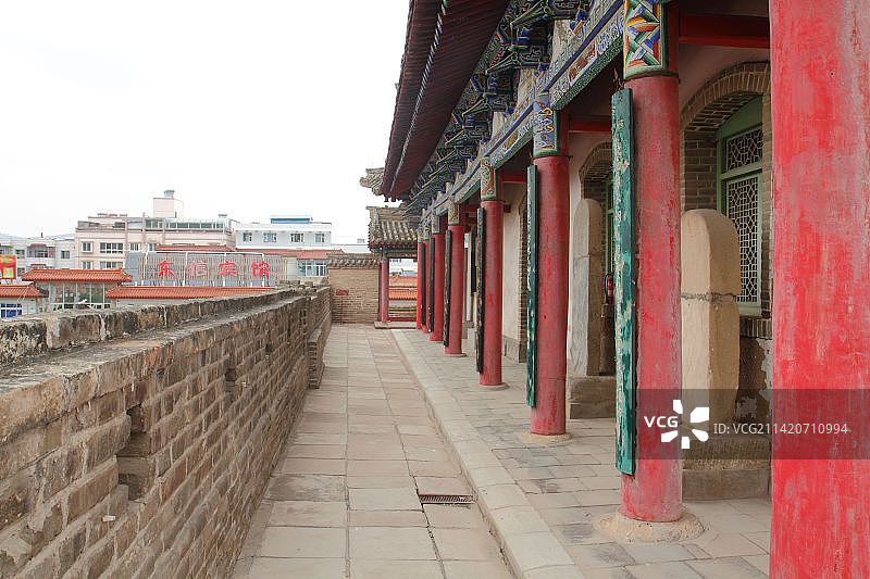 陇西县城的威远楼图片素材