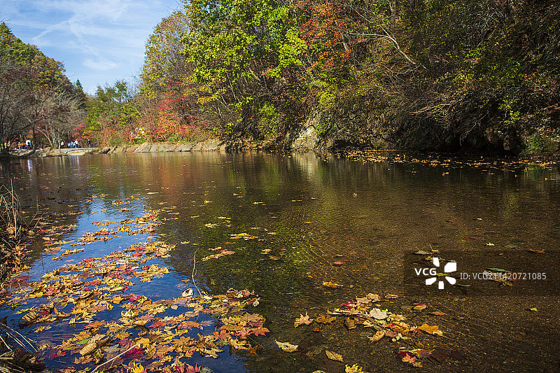本溪大石湖秋色图片素材