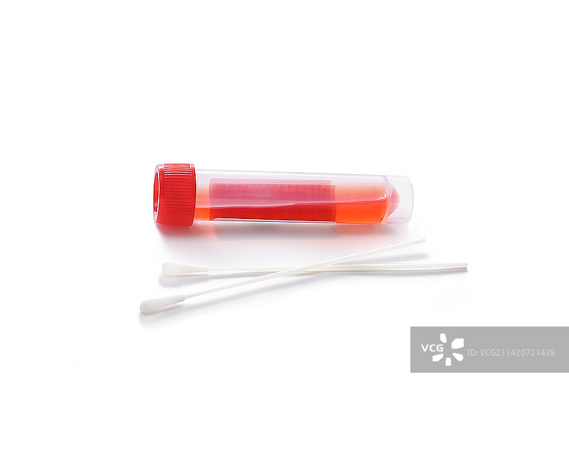 新冠病毒核酸检测试管和棉签图片素材