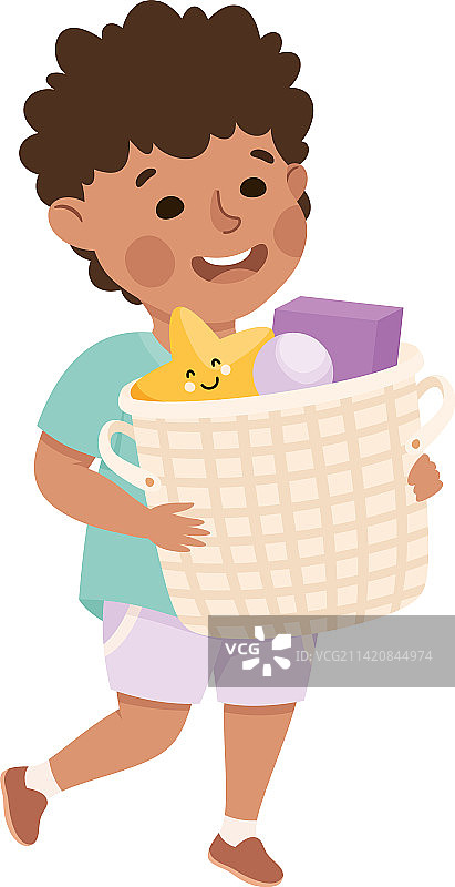 快乐的男孩在他的游戏室里玩玩具，携带图片素材