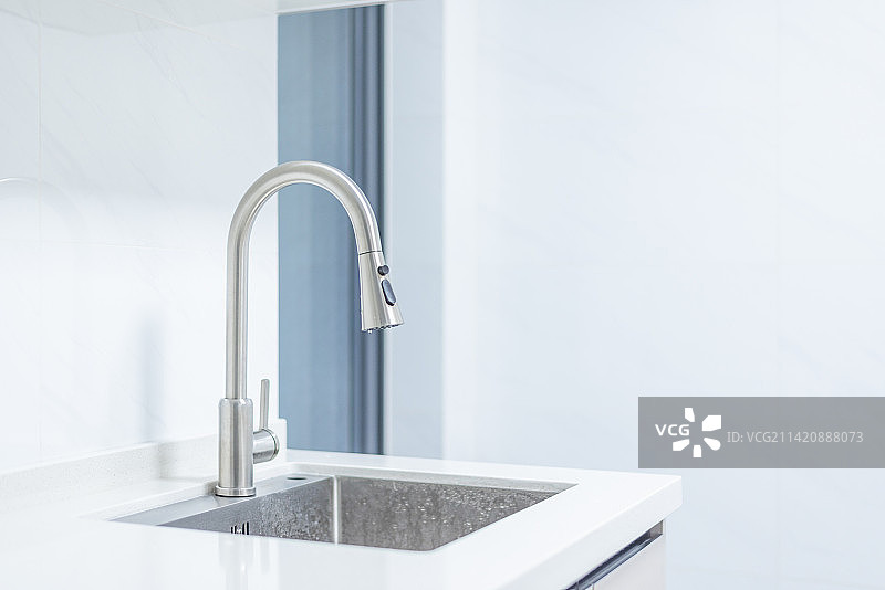 家庭厨房洗菜水槽图片素材