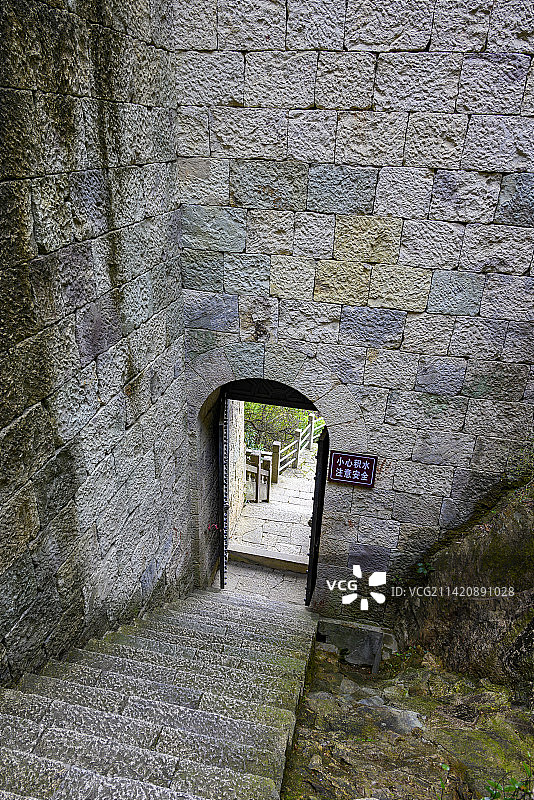 建德大慈岩悬空寺山门图片素材