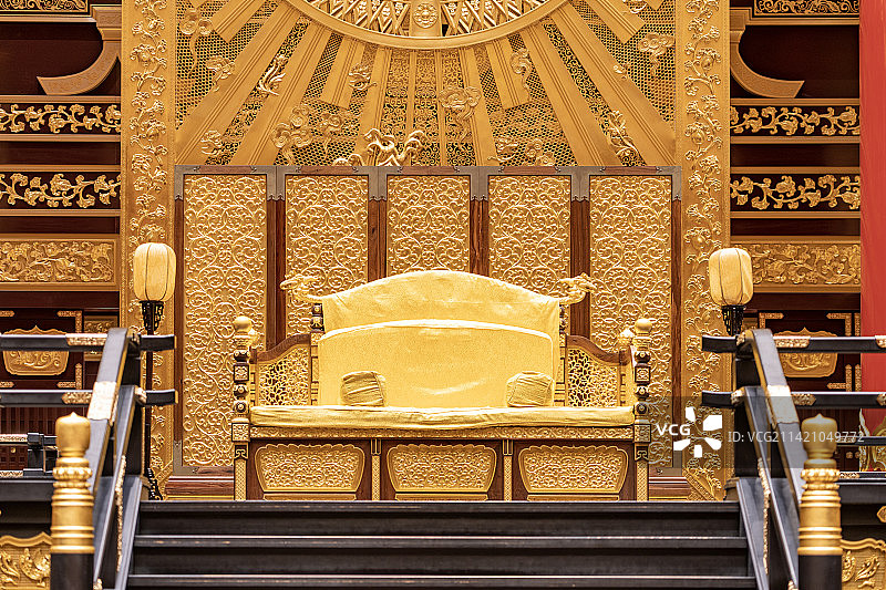 洛阳明堂宫殿内龙椅特写图片素材