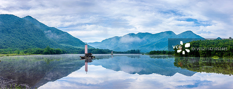 中国湖北神农架大九湖国家湿地公园风光图片素材